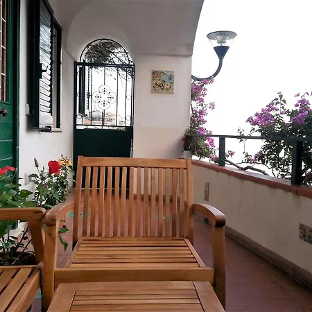Bouganvillea Casa vacanze *